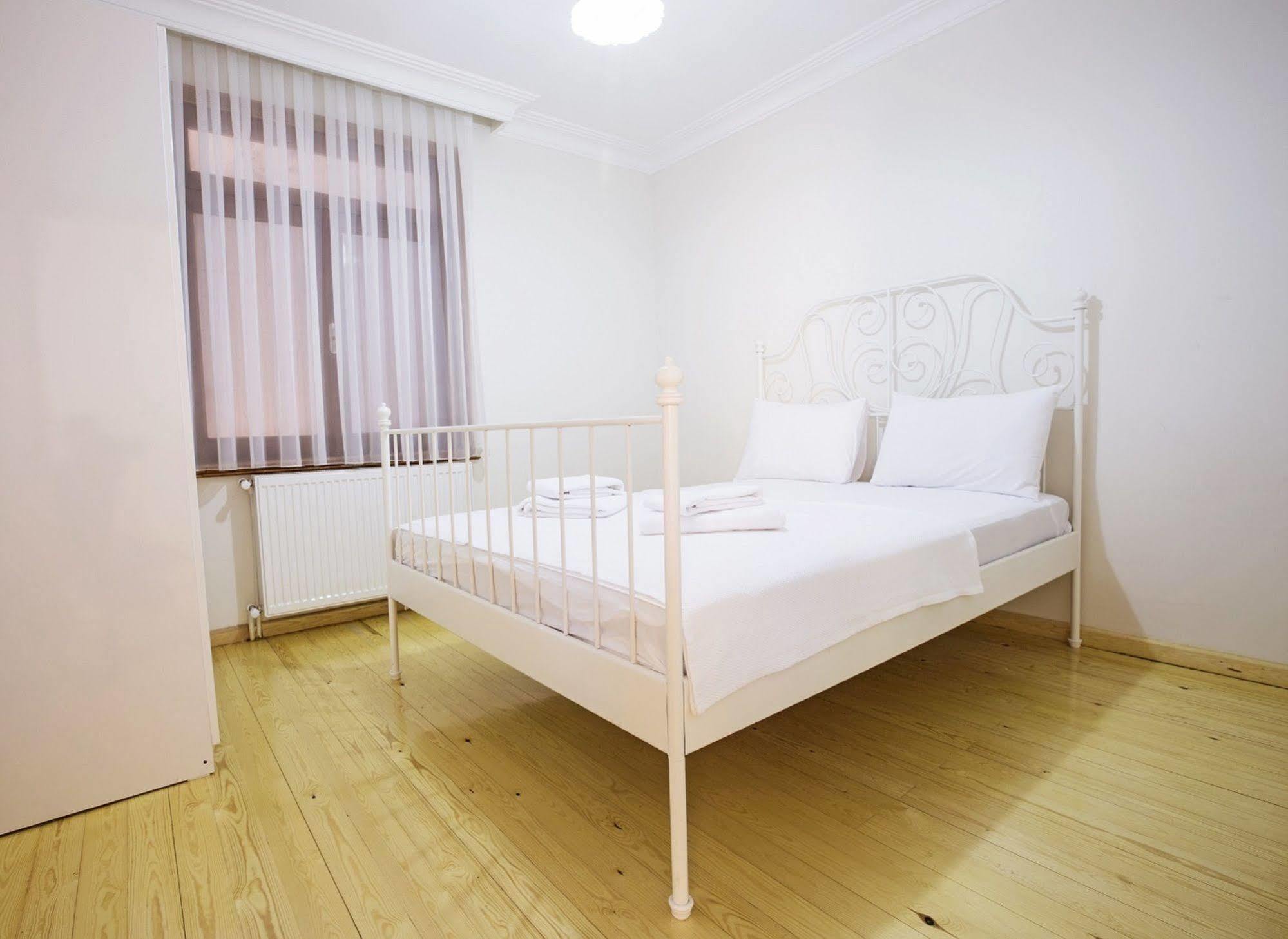 Buyukada Apart Hotel - Sehbal Адалар Екстер'єр фото